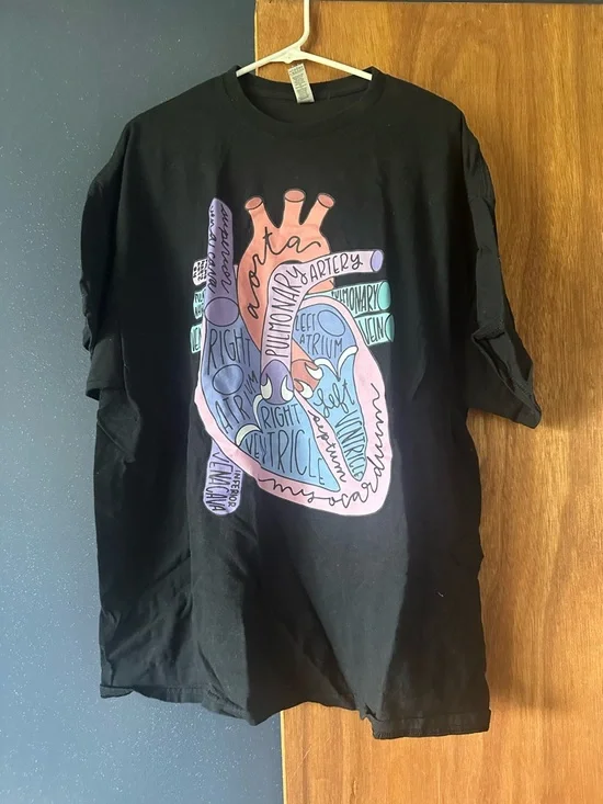 Gildan Black Tee with Pastel Anatomical Heart Graphic - Picture 1 of 3